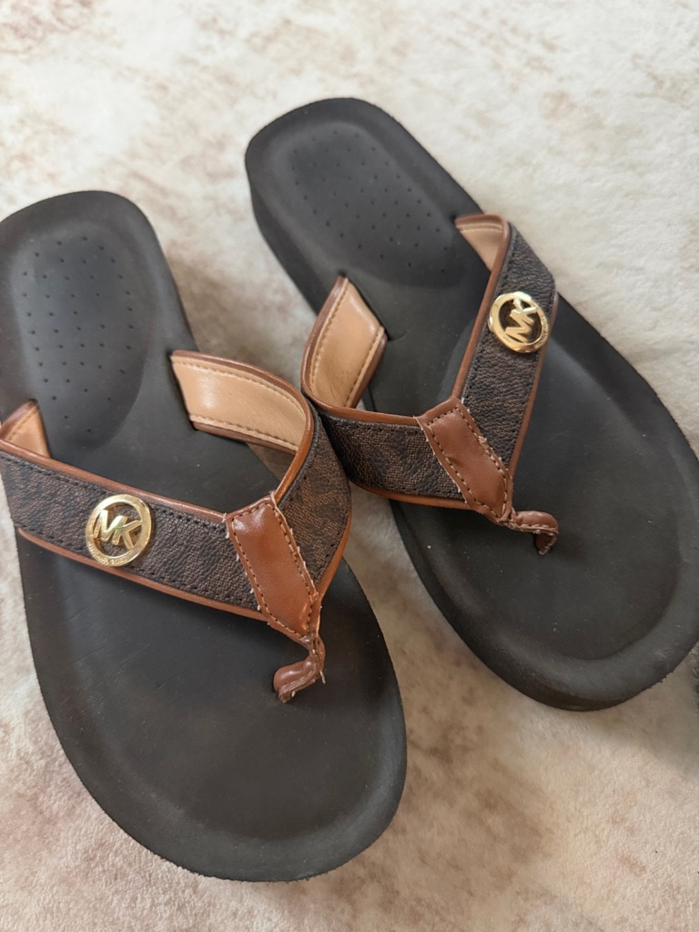 Michael Kors Brown & Black Logo Toe-Post Men’s Sandals